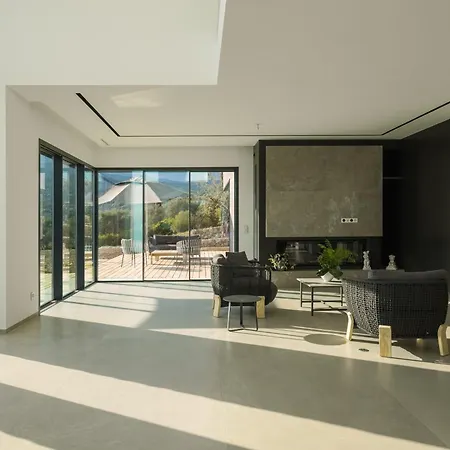 Domaine Du Prieure - Medusa Villa Opio